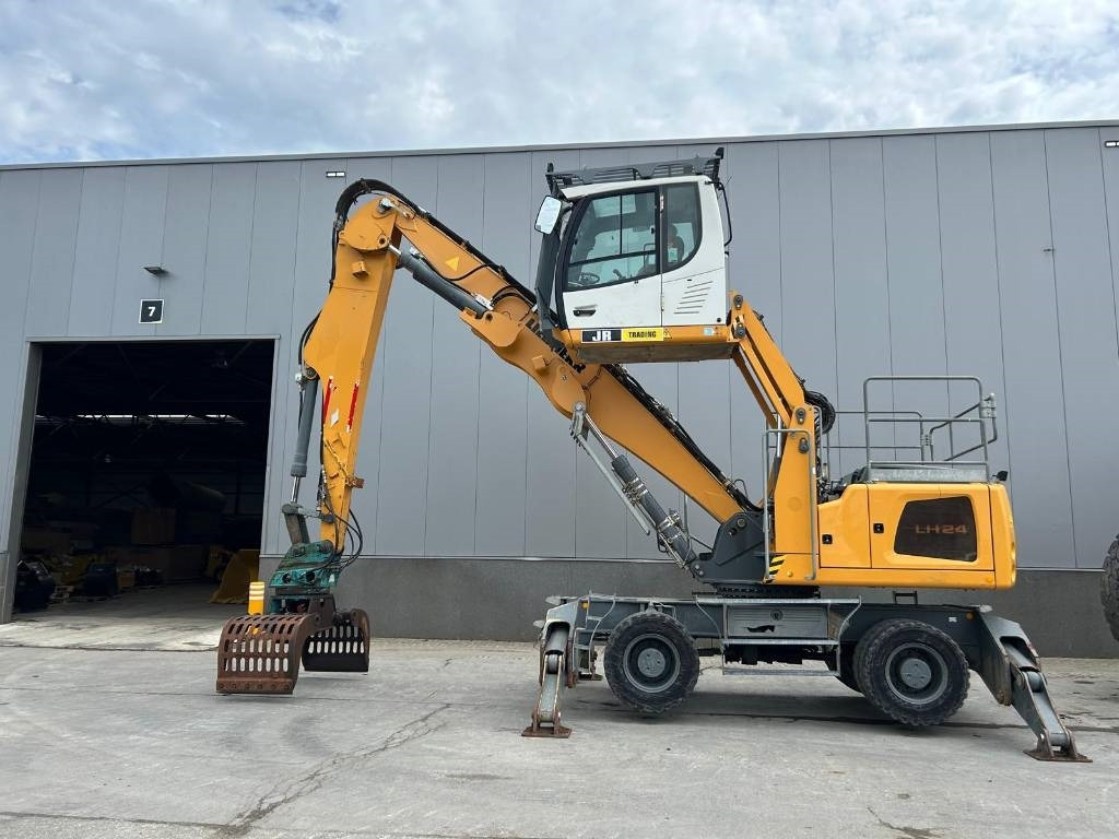 Liebherr LH 24 M - Atkritumu iekrāvējs: foto 1 Liebherr LH 24 M - Atkritumu iekrāvējs: foto 1
