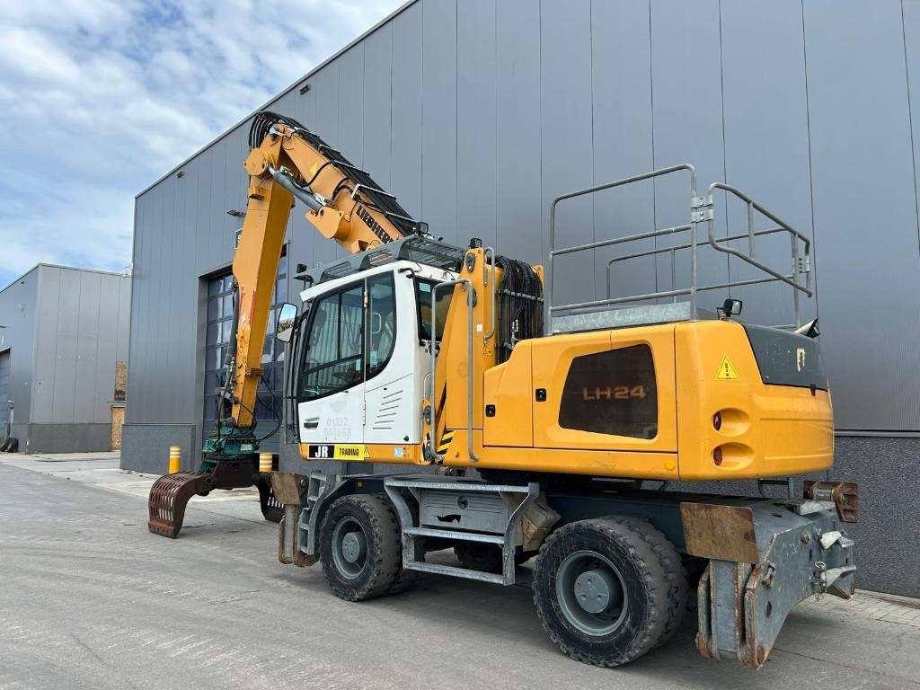 Liebherr LH 24 M - Atkritumu iekrāvējs: foto 4 Liebherr LH 24 M - Atkritumu iekrāvējs: foto 4