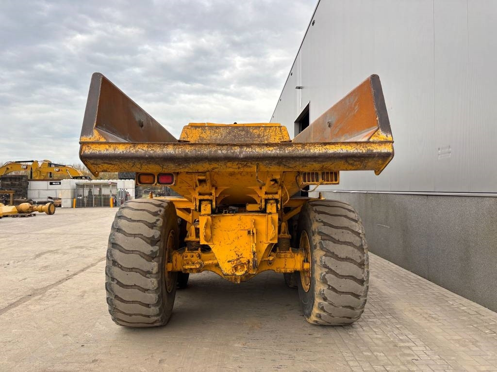 Volvo A 25 E - Artikulētias pašizgāzējs: foto 4 Volvo A 25 E - Artikulētias pašizgāzējs: foto 4