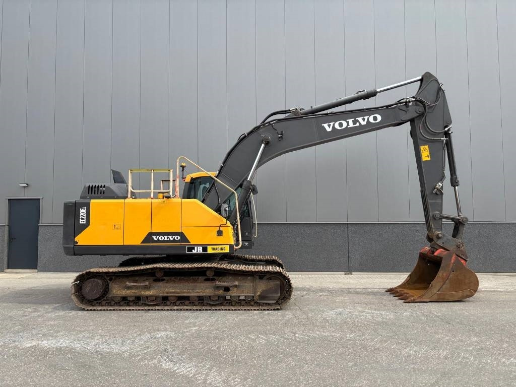 Kāpurķēžu ekskavators Volvo EC 220 EL (new undercarriage): foto 6