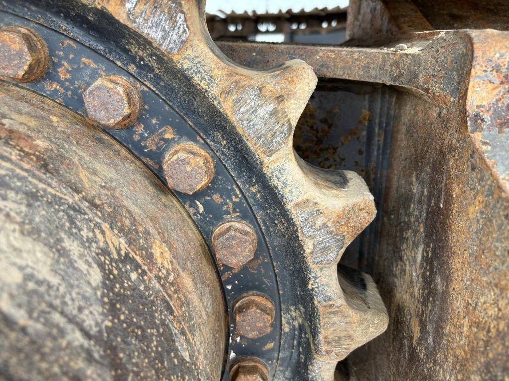 Kāpurķēžu ekskavators Volvo EC 220 EL (new undercarriage): foto 32