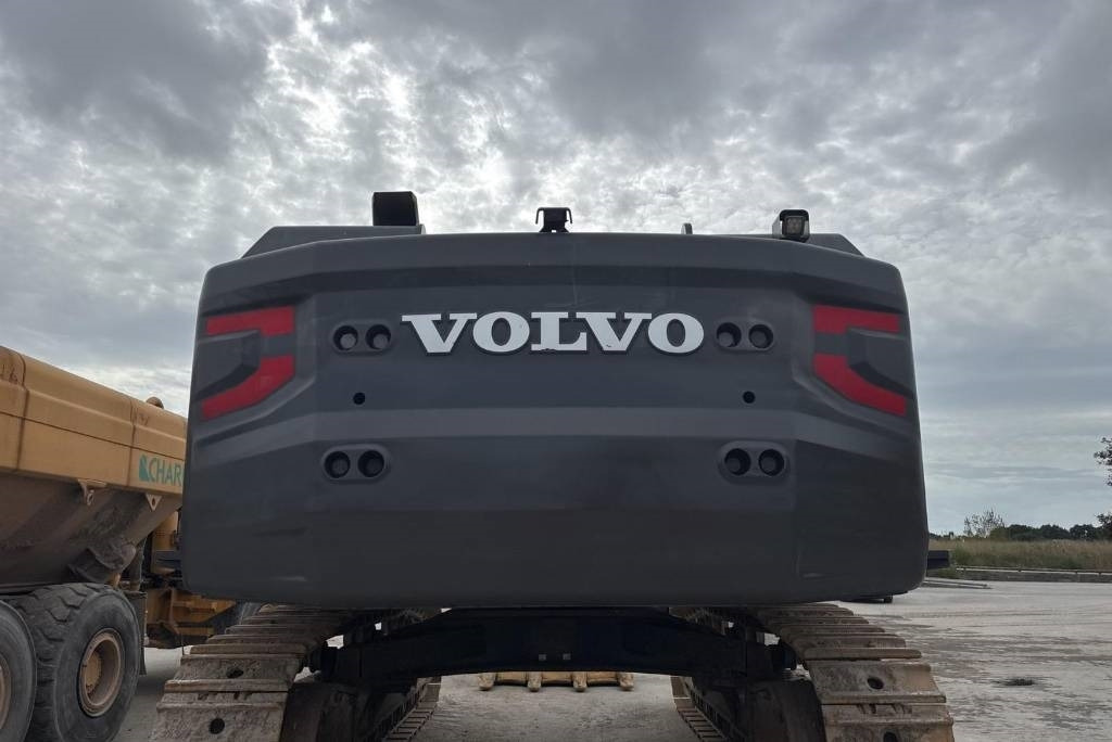 Volvo EC 750 EL - Kāpurķēžu ekskavators: foto 3 Volvo EC 750 EL - Kāpurķēžu ekskavators: foto 3