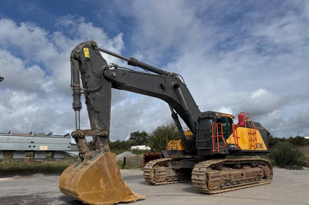 Volvo EC 750 EL (On Transport) - Kāpurķēžu ekskavators: foto 1 Volvo EC 750 EL (On Transport) - Kāpurķēžu ekskavators: foto 1