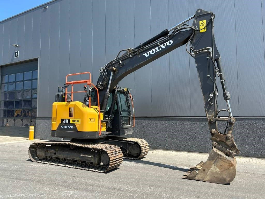Volvo ECR 145 El - Kāpurķēžu ekskavators: foto 5 Volvo ECR 145 El - Kāpurķēžu ekskavators: foto 5