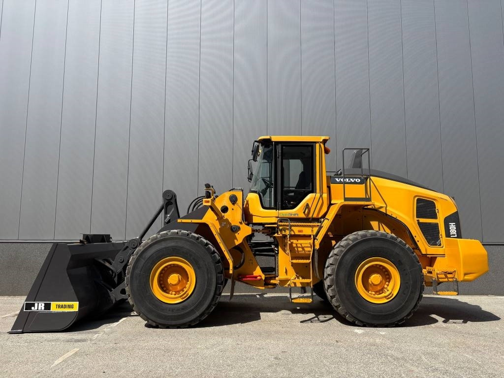 Volvo L 180 H - Riteņu iekrāvējs: foto 1 Volvo L 180 H - Riteņu iekrāvējs: foto 1