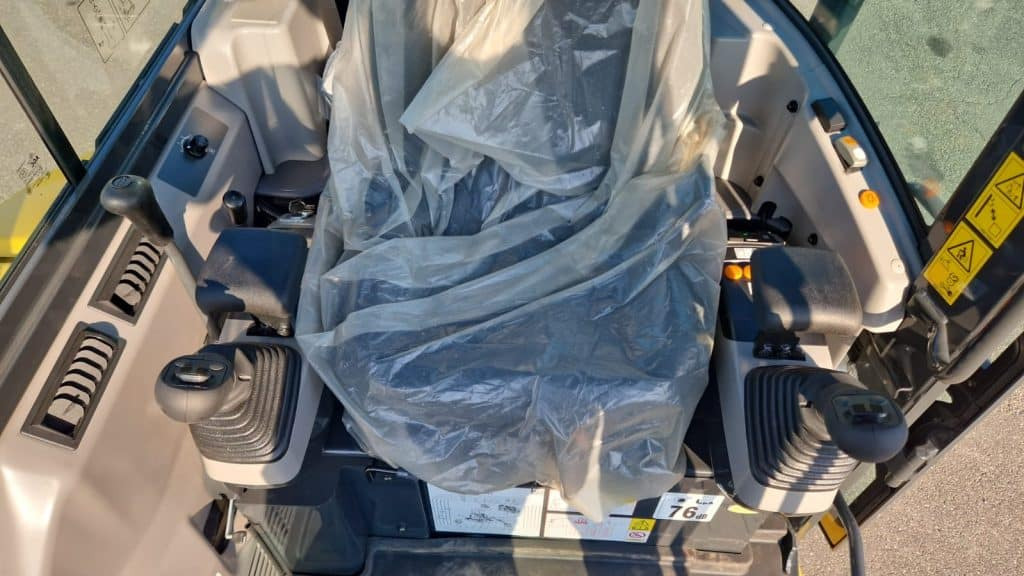 Mini-ekskavators Komatsu PC24 MR-5: foto 10