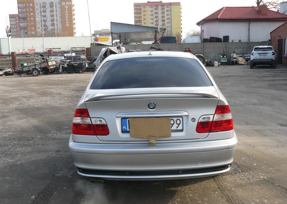 BMW Seria 3 320i - Vieglā automašīna: foto 5 BMW Seria 3 320i - Vieglā automašīna: foto 5
