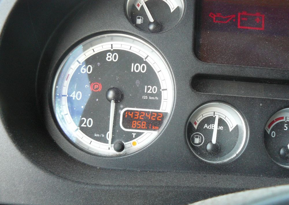 Vilcējs DAF XF105 460: foto 6