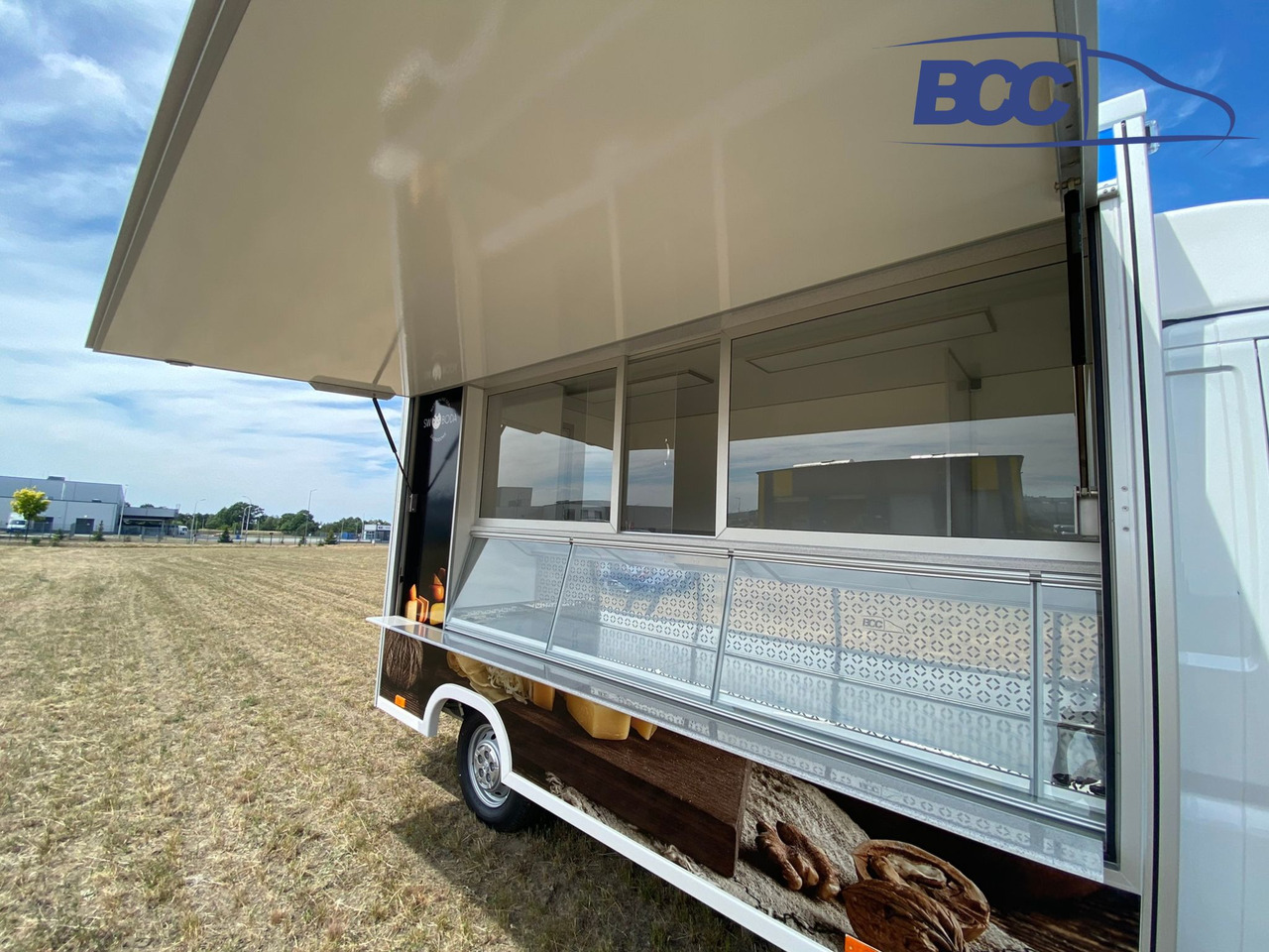 BCC POLSKA - FOOD TRUCK - SAMOCHÓD DO SPRZEDAŻY SERÓW, FOOD TRUCK Z NABIAŁEM, AUTO SKLEP - PEUGEOT BOXER - Tirdzniecības kravas automašīna: foto 5 BCC POLSKA - FOOD TRUCK - SAMOCHÓD DO SPRZEDAŻY SERÓW, FOOD TRUCK Z NABIAŁEM, AUTO SKLEP - PEUGEOT BOXER - Tirdzniecības kravas automašīna: foto 5
