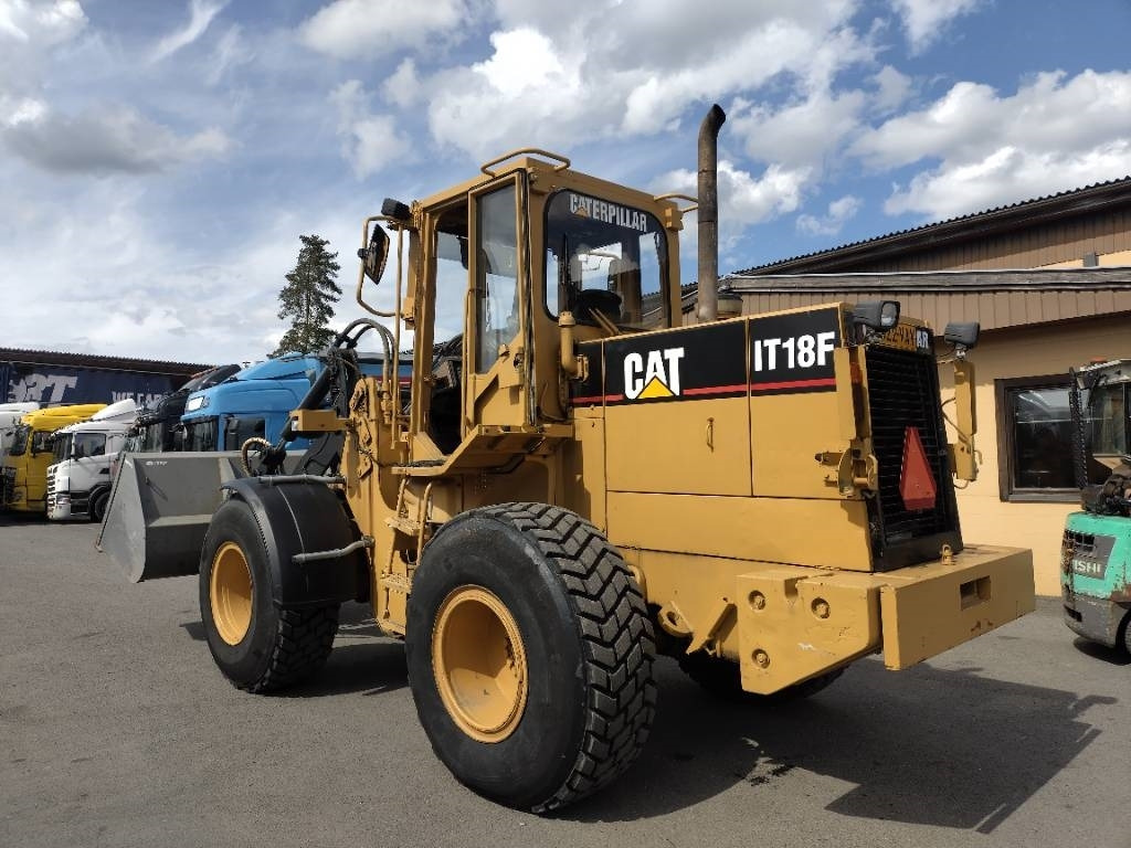CAT IT18 F Hieno kone, pikakiinike,lisähydr. - Riteņu iekrāvējs: foto 1 CAT IT18 F Hieno kone, pikakiinike,lisähydr. - Riteņu iekrāvējs: foto 1