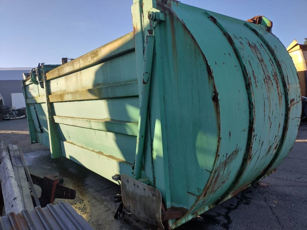 Etulastaaja/molok koukkulava Puristava - Huka konteiners: foto 4 Etulastaaja/molok koukkulava Puristava - Huka konteiners: foto 4