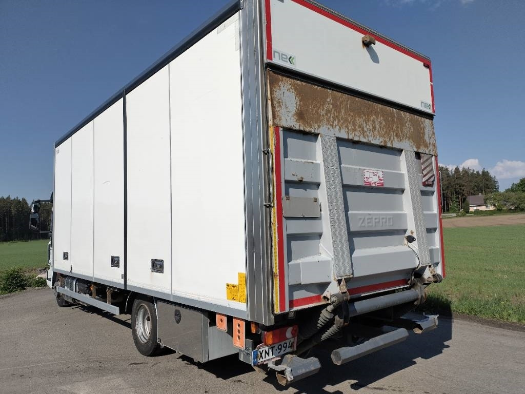 Iveco Eurocargo 90-220 Nek kokovivuauk.kori+pl Euro6 - Kravas automašīna ar slēgto virsbūvi: foto 4 Iveco Eurocargo 90-220 Nek kokovivuauk.kori+pl Euro6 - Kravas automašīna ar slēgto virsbūvi: foto 4