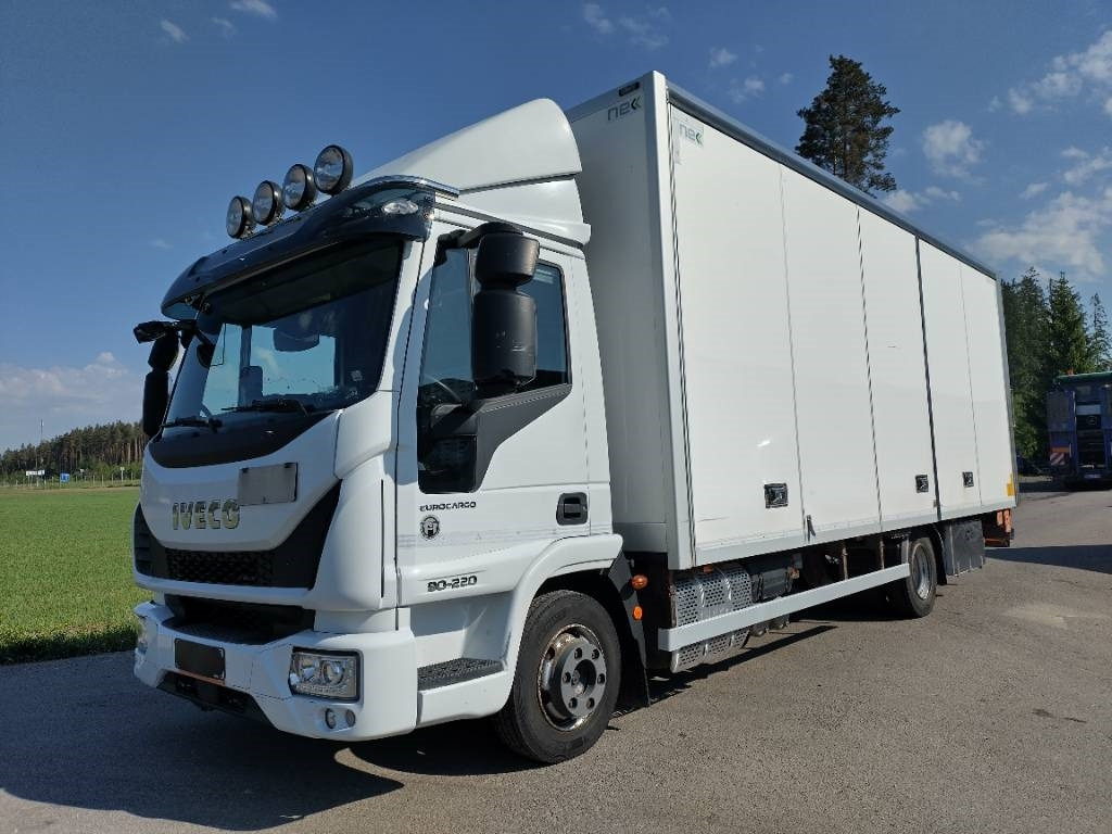 Iveco Eurocargo 90-220 Nek kokovivuauk.kori+pl Euro6 - Kravas automašīna ar slēgto virsbūvi: foto 1 Iveco Eurocargo 90-220 Nek kokovivuauk.kori+pl Euro6 - Kravas automašīna ar slēgto virsbūvi: foto 1
