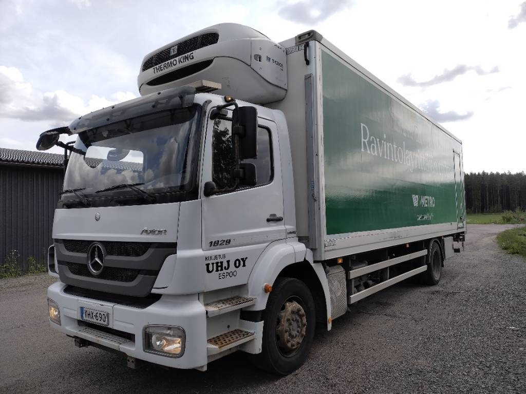 Mercedes-Benz Axor 1829 thermo king kone, 8,35m kori - Kravas automašīna refrižerators: foto 2 Mercedes-Benz Axor 1829 thermo king kone, 8,35m kori - Kravas automašīna refrižerators: foto 2