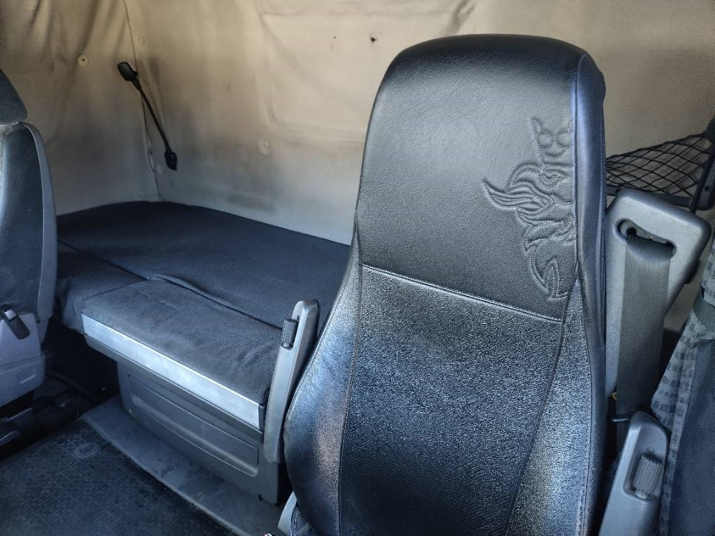 Kravas automašīna ar tentu Scania Nousukapelli+Jyki kärry 3m sisäkork.liukukatot: foto 15