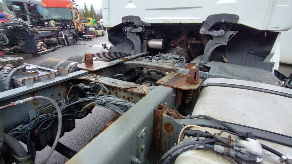 Scania R164 480 rautajouset,av4100mm , ADR. HIENO!! - Šasija kravas automašīna: foto 3 Scania R164 480 rautajouset,av4100mm , ADR. HIENO!! - Šasija kravas automašīna: foto 3