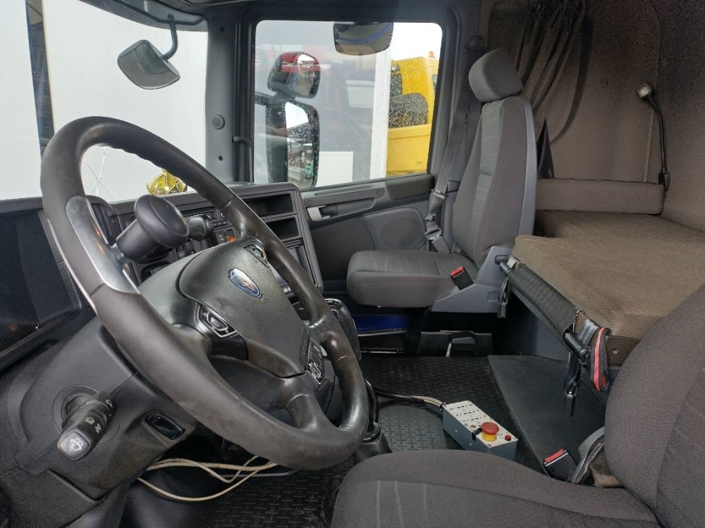 Scania R500 6x2 Tam koukkulaite, rautajouset,manuaali - Pacēlājs ar āķi: foto 4 Scania R500 6x2 Tam koukkulaite, rautajouset,manuaali - Pacēlājs ar āķi: foto 4