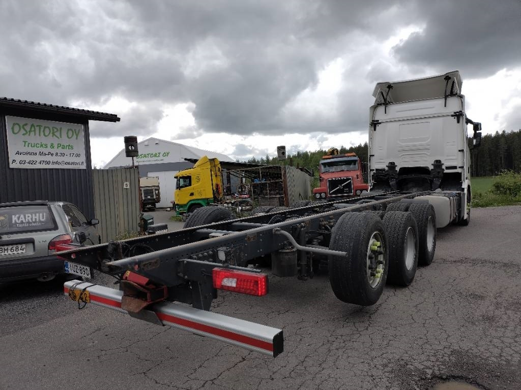 Scania R540 8x4 pitkä alusta runko 9,6m - Šasija kravas automašīna: foto 4 Scania R540 8x4 pitkä alusta runko 9,6m - Šasija kravas automašīna: foto 4