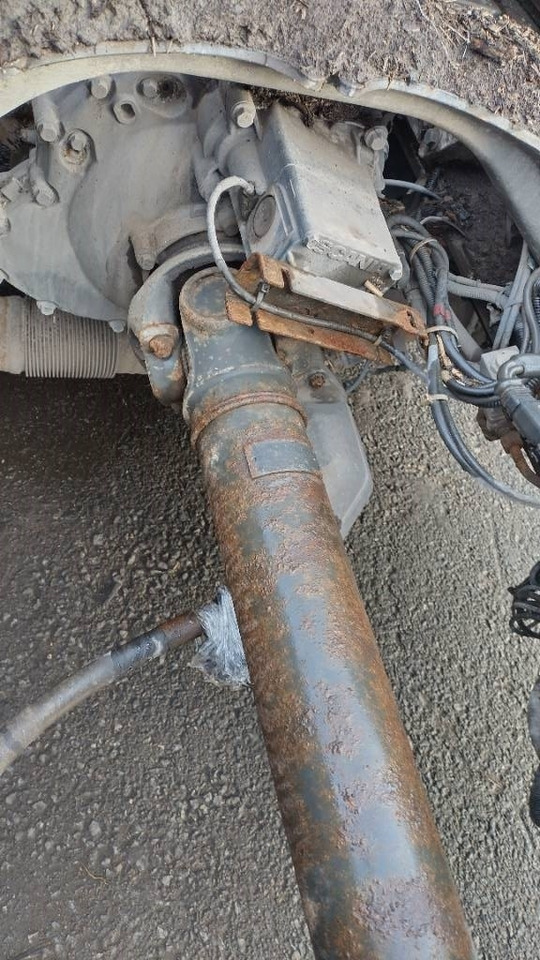 Scania R580 8x2 täysilma alusta,8m runko - Šasija kravas automašīna: foto 5 Scania R580 8x2 täysilma alusta,8m runko - Šasija kravas automašīna: foto 5