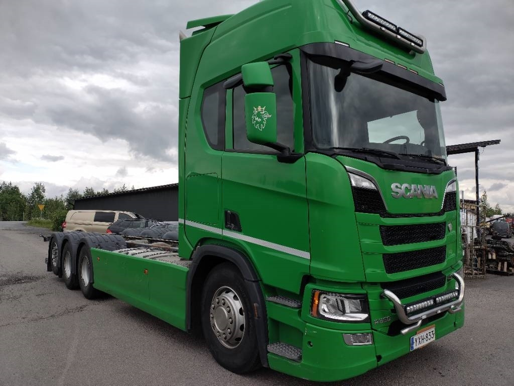 Scania R580 8x4 alusta 710tkm!! - Šasija kravas automašīna: foto 2 Scania R580 8x4 alusta 710tkm!! - Šasija kravas automašīna: foto 2
