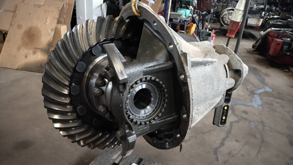 Scania R780 2,71 uudempi tyyppi - Asis un rezerves daļas - Kravas automašīna: foto 1 Scania R780 2,71 uudempi tyyppi - Asis un rezerves daļas - Kravas automašīna: foto 1