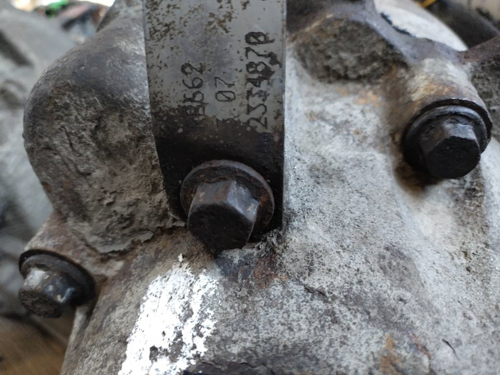 Scania RB662 3,07 - Asis un rezerves daļas - Kravas automašīna: foto 2 Scania RB662 3,07 - Asis un rezerves daļas - Kravas automašīna: foto 2