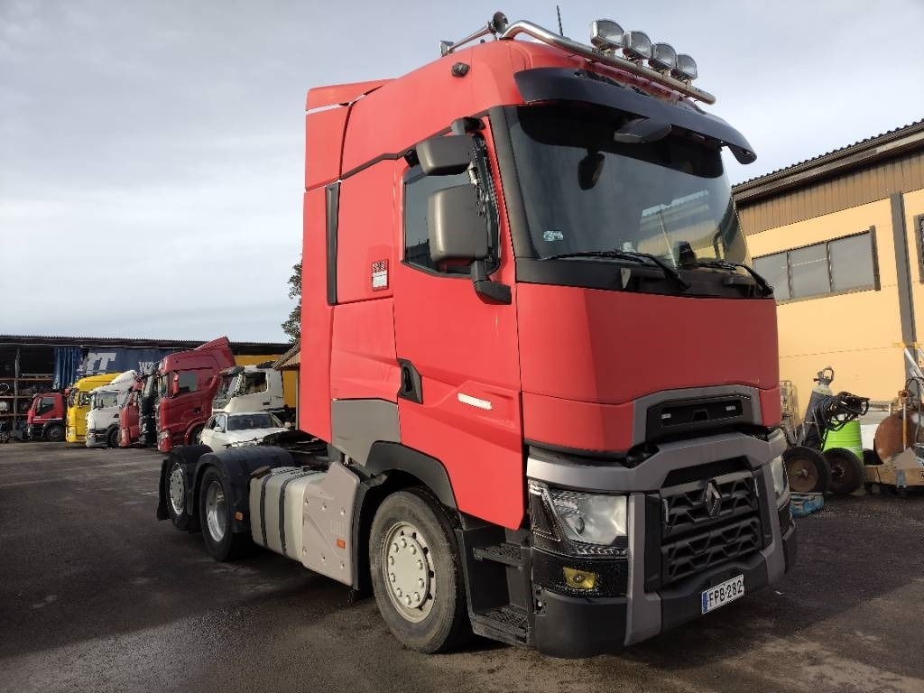 Renault T480 6x2 veturi - Vilcējs: foto 1 Renault T480 6x2 veturi - Vilcējs: foto 1