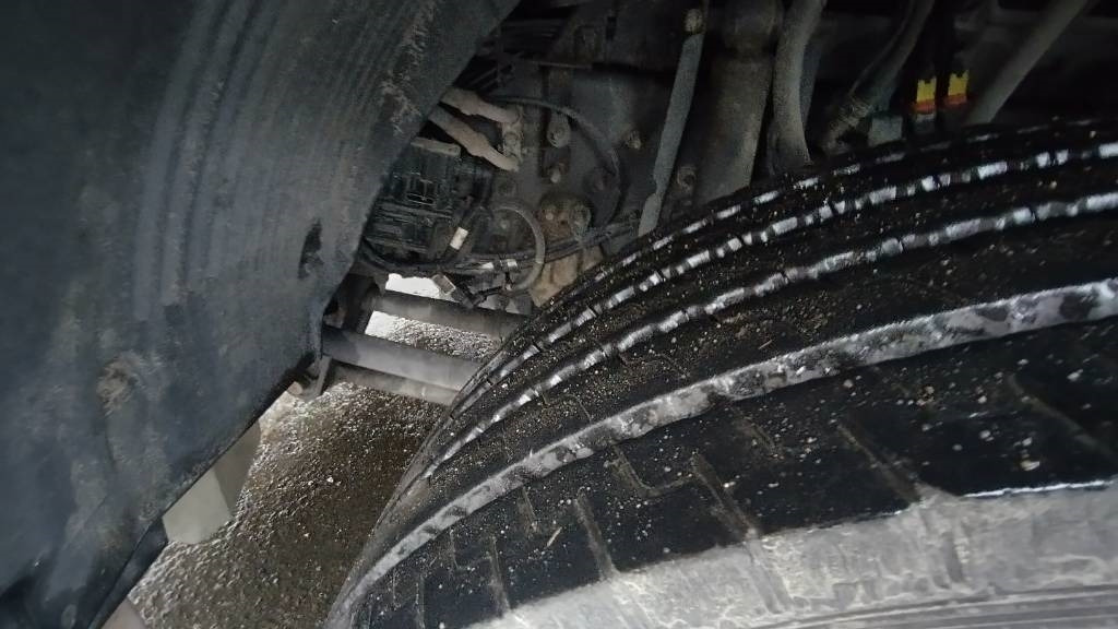 Volvo FH13 6x2 täysilma, takateli - Vilcējs: foto 5 Volvo FH13 6x2 täysilma, takateli - Vilcējs: foto 5