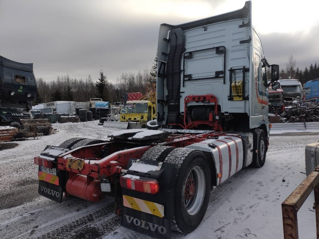 Volvo FH16 660 4x2 vetoauto - Vilcējs: foto 4 Volvo FH16 660 4x2 vetoauto - Vilcējs: foto 4