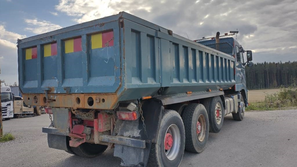 Volvo FH13 8x4 autom.kasettilava - Kravas automašīna pašizgāzējs: foto 4 Volvo FH13 8x4 autom.kasettilava - Kravas automašīna pašizgāzējs: foto 4