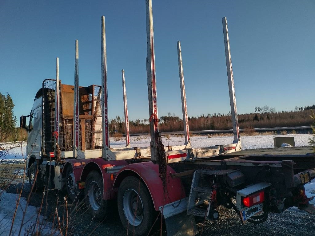 Volvo FH750 puuvarustus, napaperät,trippeli - Kokvedējs: foto 5 Volvo FH750 puuvarustus, napaperät,trippeli - Kokvedējs: foto 5