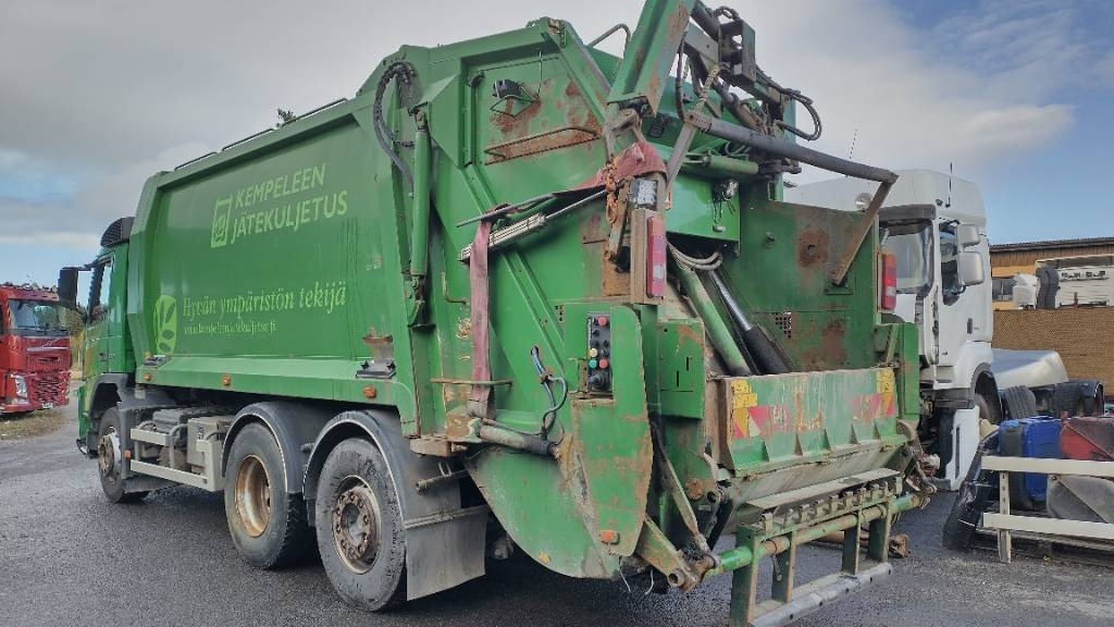Volvo FM330 6x2 Norba pakkaaja,molokki nostin, manuaali  - Atkritumu vedējs: foto 5 Volvo FM330 6x2 Norba pakkaaja,molokki nostin, manuaali  - Atkritumu vedējs: foto 5