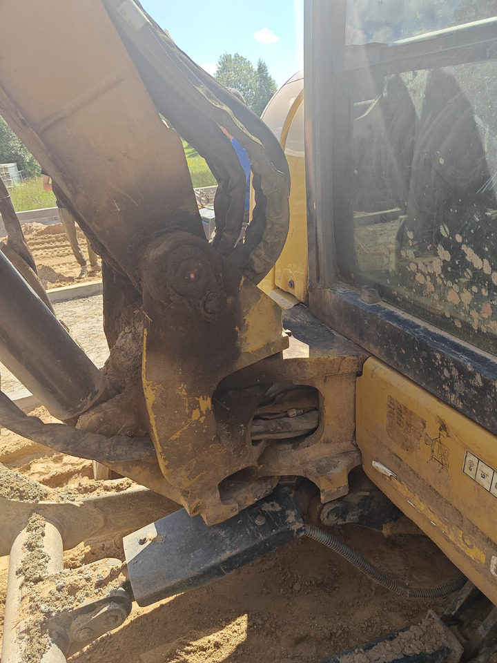 CATERPILLAR 305E2 - Mini-ekskavators: foto 4 CATERPILLAR 305E2 - Mini-ekskavators: foto 4