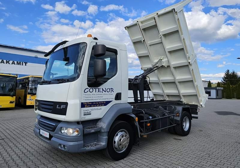 DAF LF 55.220 / SPROWADZONY Z FRANCJI / 119 000 KM - Kravas automašīna pašizgāzējs: foto 1 DAF LF 55.220 / SPROWADZONY Z FRANCJI / 119 000 KM - Kravas automašīna pašizgāzējs: foto 1