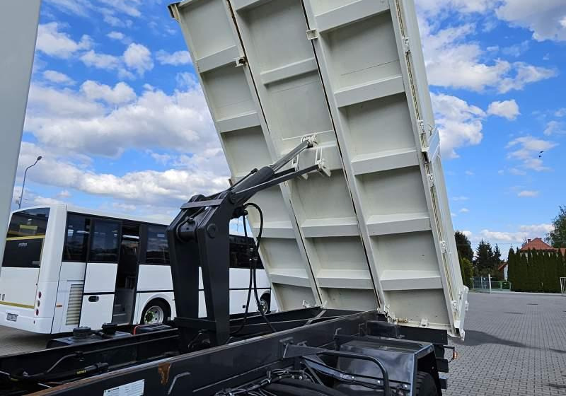 DAF LF 55.220 / SPROWADZONY Z FRANCJI / 119 000 KM - Kravas automašīna pašizgāzējs: foto 4 DAF LF 55.220 / SPROWADZONY Z FRANCJI / 119 000 KM - Kravas automašīna pašizgāzējs: foto 4