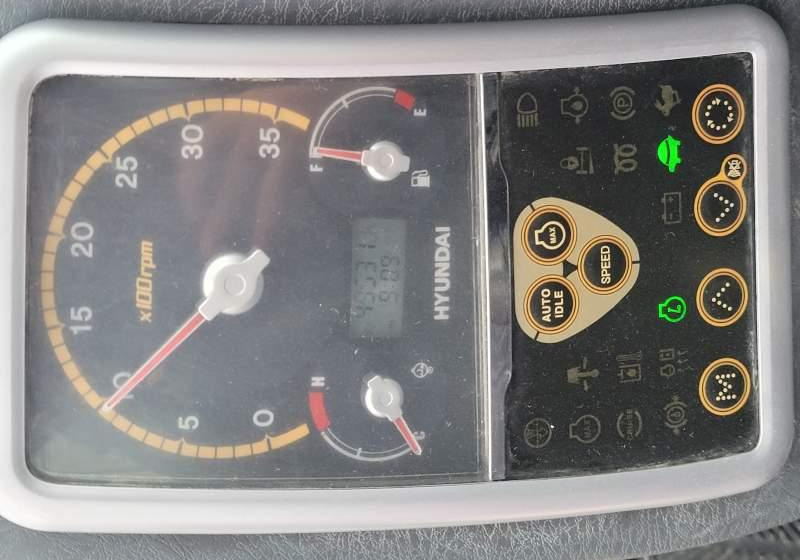 Hyundai ROBEX 55W-9 EXCAVATOR / SPROWADZONY Z FRANCJI - Riteņu ekskavators: foto 3 Hyundai ROBEX 55W-9 EXCAVATOR / SPROWADZONY Z FRANCJI - Riteņu ekskavators: foto 3