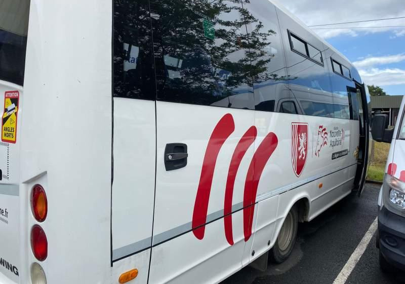 Irisbus WING / 34 MIEJSCA/ KLIMA DLA KIEROWCY/ 3 SZTUKI - Mikroautobuss, Pasažieru furgons: foto 3 Irisbus WING / 34 MIEJSCA/ KLIMA DLA KIEROWCY/ 3 SZTUKI - Mikroautobuss, Pasažieru furgons: foto 3