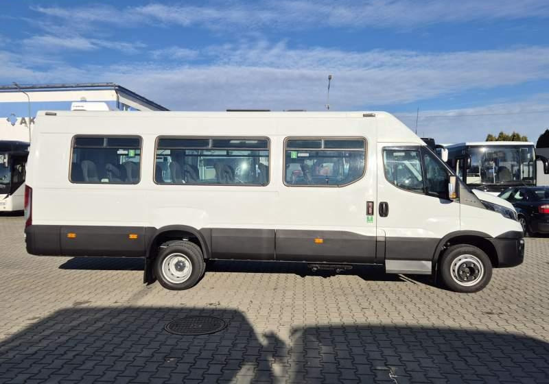 Iveco A60C15 DAILY/SPROWADZONE/EURO 6/92 000 KM / KLIMA - Mikroautobuss, Pasažieru furgons: foto 2 Iveco A60C15 DAILY/SPROWADZONE/EURO 6/92 000 KM / KLIMA - Mikroautobuss, Pasažieru furgons: foto 2