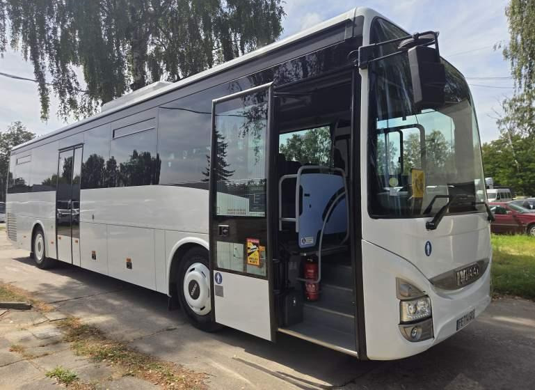 Iveco CROSSWAY/ SPROWADZONY/ 12 M / 80 000 KM - Piepilsētas autobuss: foto 1 Iveco CROSSWAY/ SPROWADZONY/ 12 M / 80 000 KM - Piepilsētas autobuss: foto 1