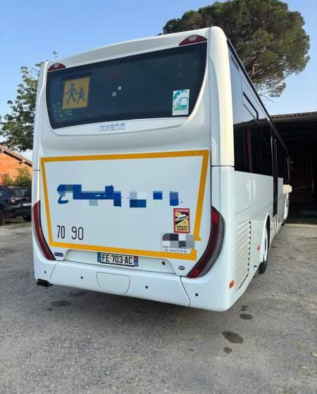 Iveco CROSSWAY/ SPROWADZONY / 180 000 KM / MANUAL - Piepilsētas autobuss: foto 5 Iveco CROSSWAY/ SPROWADZONY / 180 000 KM / MANUAL - Piepilsētas autobuss: foto 5