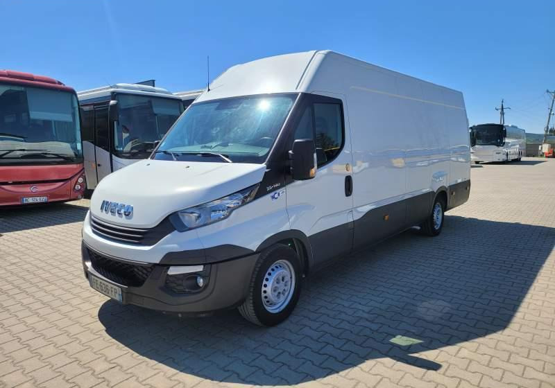 Iveco DAILY 35-140 / SPROWADZONY Z FRANCJI / TEMPOMAT - Kravas mikroautobuss: foto 1 Iveco DAILY 35-140 / SPROWADZONY Z FRANCJI / TEMPOMAT - Kravas mikroautobuss: foto 1