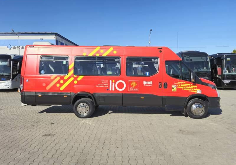 Iveco DAILY 65C18/SPROWADZONE/23 MIEJSCA/KLIM/WINDA - Mikroautobuss, Pasažieru furgons: foto 5 Iveco DAILY 65C18/SPROWADZONE/23 MIEJSCA/KLIM/WINDA - Mikroautobuss, Pasažieru furgons: foto 5