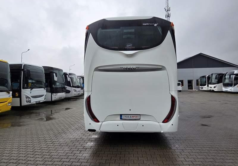 Iveco MAGELYS / 12.80 M / SPROWADZONY/ MANUAL - Starppilsētu autobuss: foto 3 Iveco MAGELYS / 12.80 M / SPROWADZONY/ MANUAL - Starppilsētu autobuss: foto 3