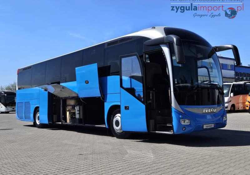 Iveco MAGELYS HD / SPROWADZONY / MANUAL / EURO 6 - Starppilsētu autobuss: foto 1 Iveco MAGELYS HD / SPROWADZONY / MANUAL / EURO 6 - Starppilsētu autobuss: foto 1