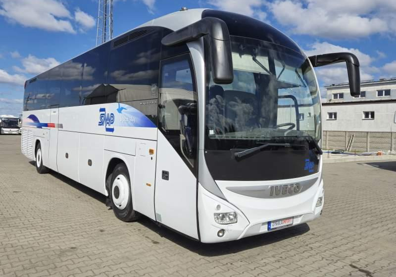 Iveco MAGELYS / SPROWADZONE / MANUAL / 12.20 M - Starppilsētu autobuss: foto 2 Iveco MAGELYS / SPROWADZONE / MANUAL / 12.20 M - Starppilsētu autobuss: foto 2