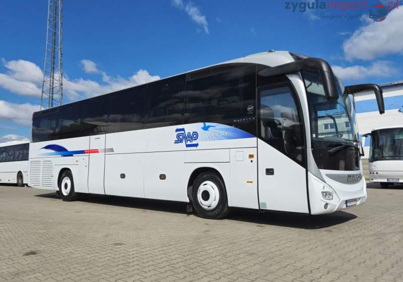 Iveco MAGELYS / SPROWADZONE / MANUAL / 12.20 M - Starppilsētu autobuss: foto 1 Iveco MAGELYS / SPROWADZONE / MANUAL / 12.20 M - Starppilsētu autobuss: foto 1