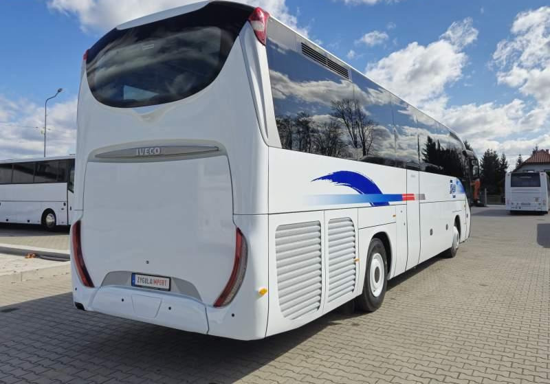Iveco MAGELYS / SPROWADZONE / MANUAL / 12.20 M - Starppilsētu autobuss: foto 5 Iveco MAGELYS / SPROWADZONE / MANUAL / 12.20 M - Starppilsētu autobuss: foto 5