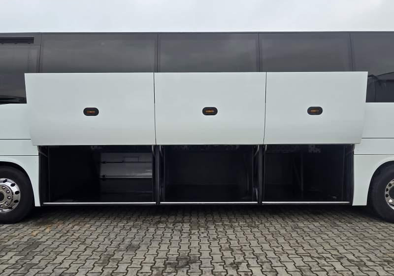 Iveco MAGELYS / SPROWADZONY / 59 MIEJSC/ WC - Starppilsētu autobuss: foto 4 Iveco MAGELYS / SPROWADZONY / 59 MIEJSC/ WC - Starppilsētu autobuss: foto 4