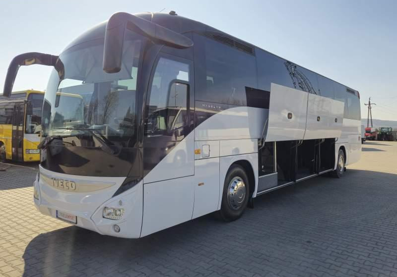 Iveco MAGELYS / SPROWADZONY / WINDA / EURO 6 - Starppilsētu autobuss: foto 5 Iveco MAGELYS / SPROWADZONY / WINDA / EURO 6 - Starppilsētu autobuss: foto 5