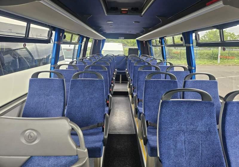 Iveco WING / SPROWADZONY/ 34 MIEJSCA/ MANUAL - Mikroautobuss, Pasažieru furgons: foto 5 Iveco WING / SPROWADZONY/ 34 MIEJSCA/ MANUAL - Mikroautobuss, Pasažieru furgons: foto 5